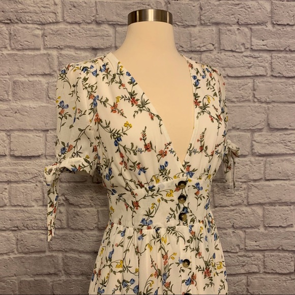 🎉HP🎉 Lost In Lunar Floral Button Front Dress - Picture 6 of 16